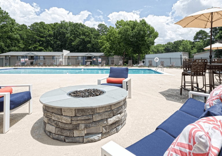 Oxford Square Apartments Gallery